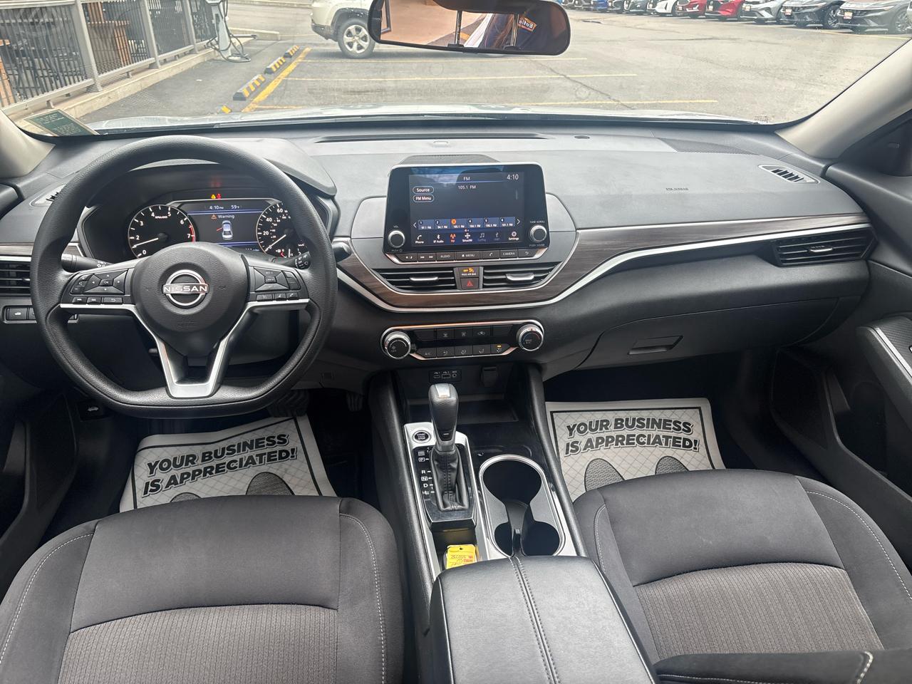 Nissan Altima 2.5 SV 2024