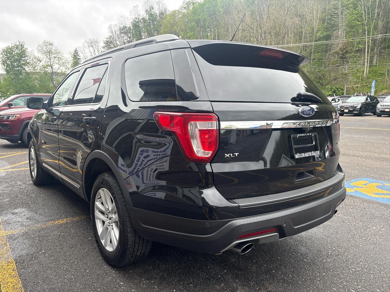 Ford Explorer XLT 4WD 2019