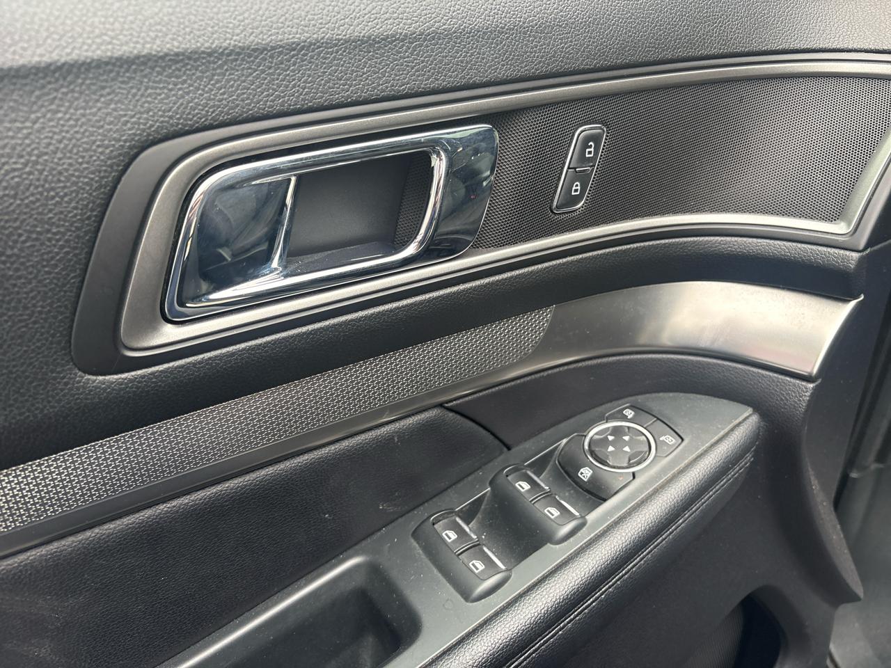 Ford Explorer XLT 4WD 2019