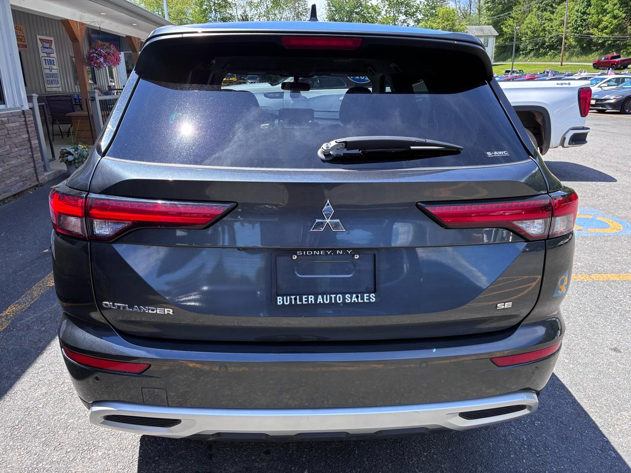 Mitsubishi Outlander SE 4WD 2024