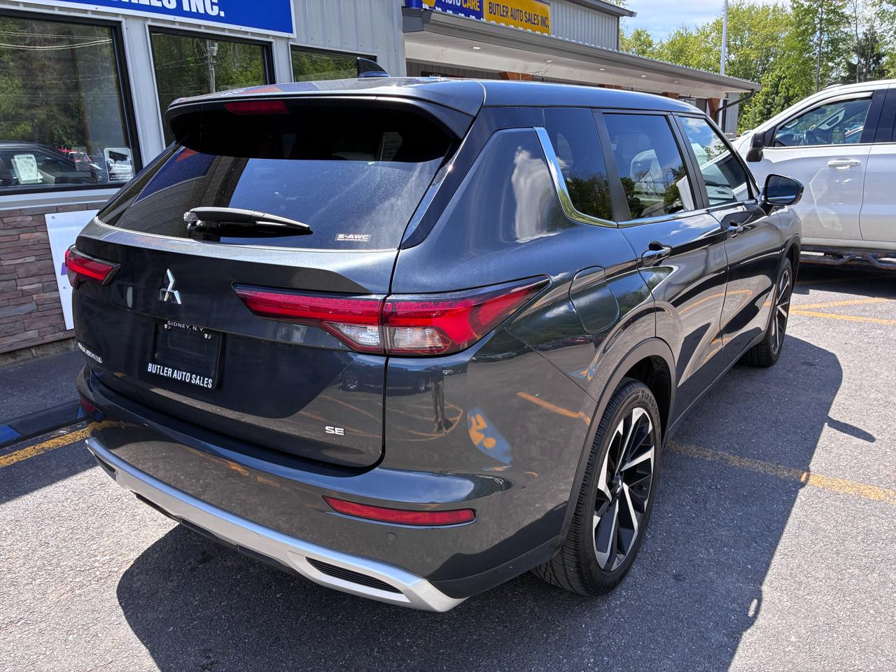 Mitsubishi Outlander SE 4WD 2024