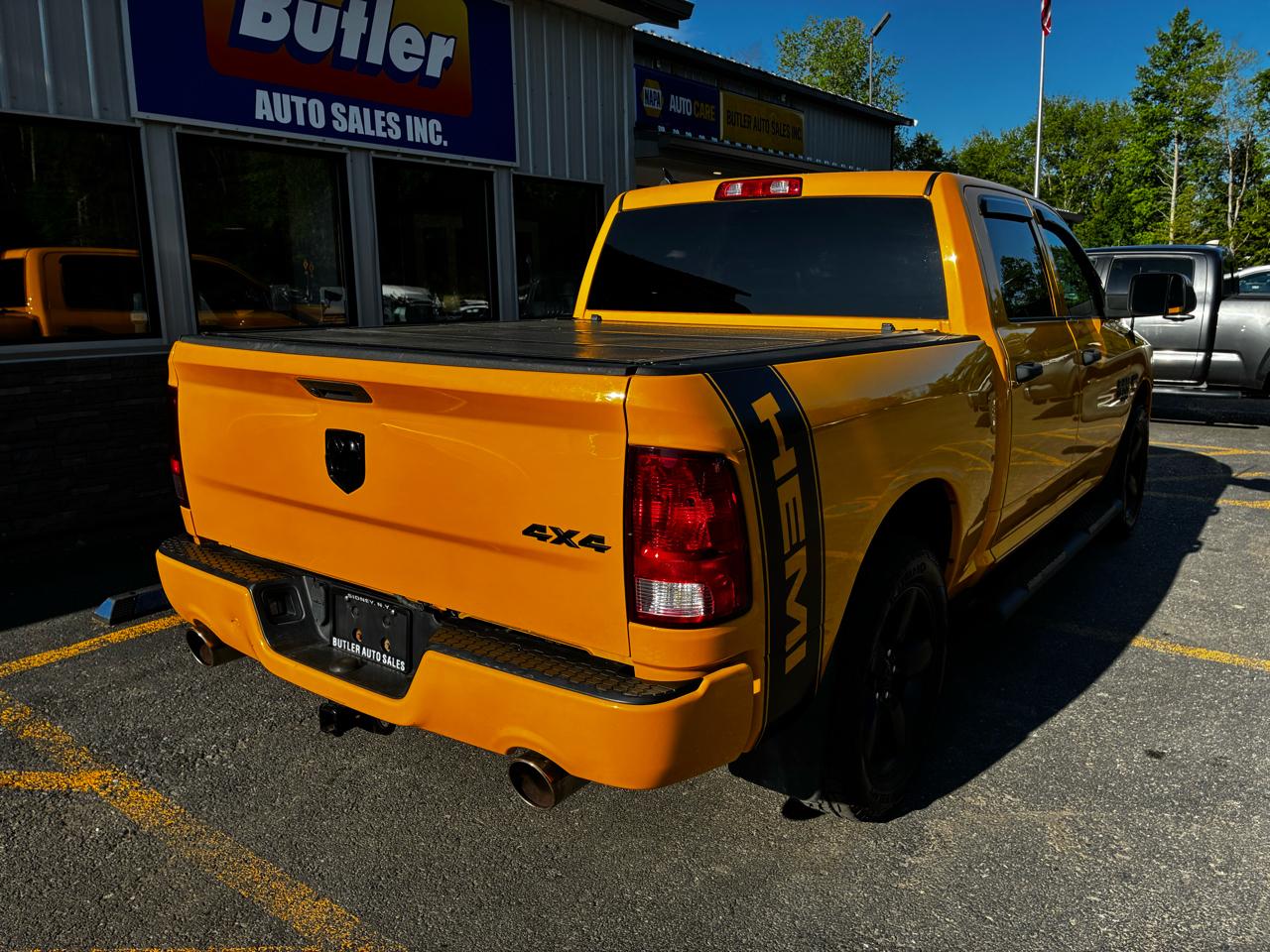 RAM 1500 Classic Tradesman Crew Cab SWB 4WD 2019