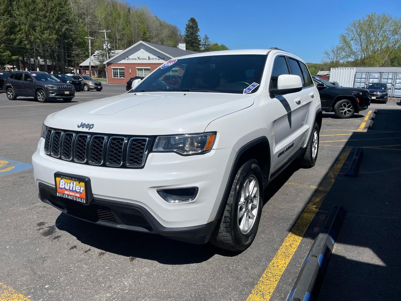 Jeep Grand Cherokee Laredo 4WD 2018