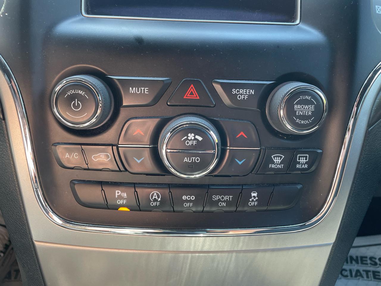 Jeep Grand Cherokee Laredo 4WD 2018