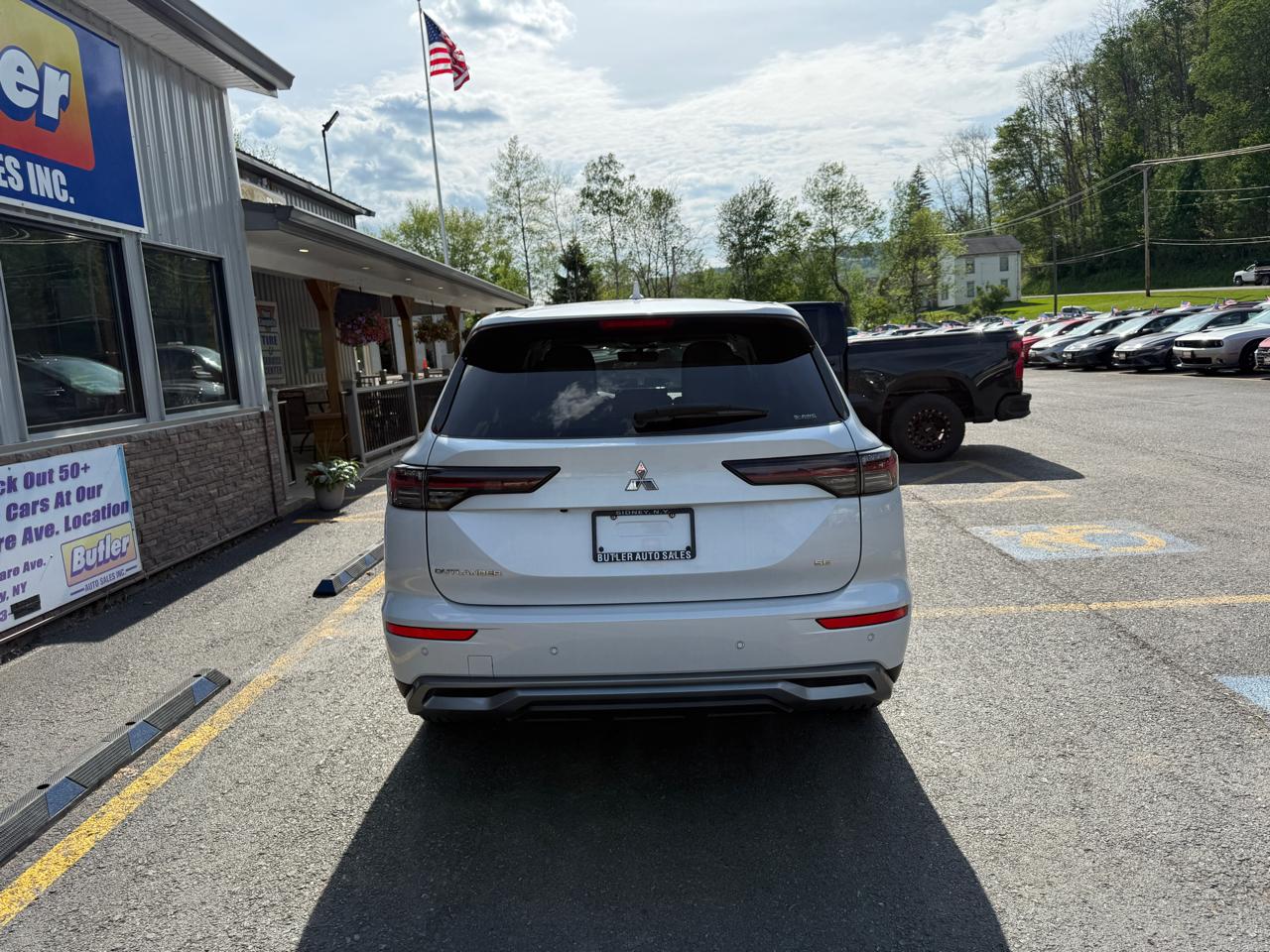Mitsubishi Outlander SE 4WD 2025