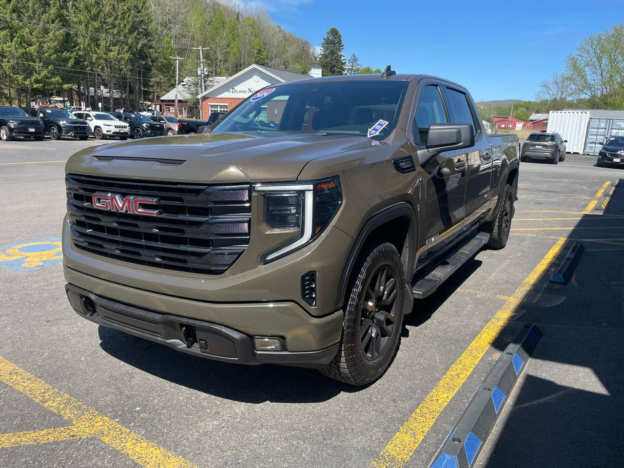 GMC Sierra 1500 Elevation Crew Cab 4WD 2024