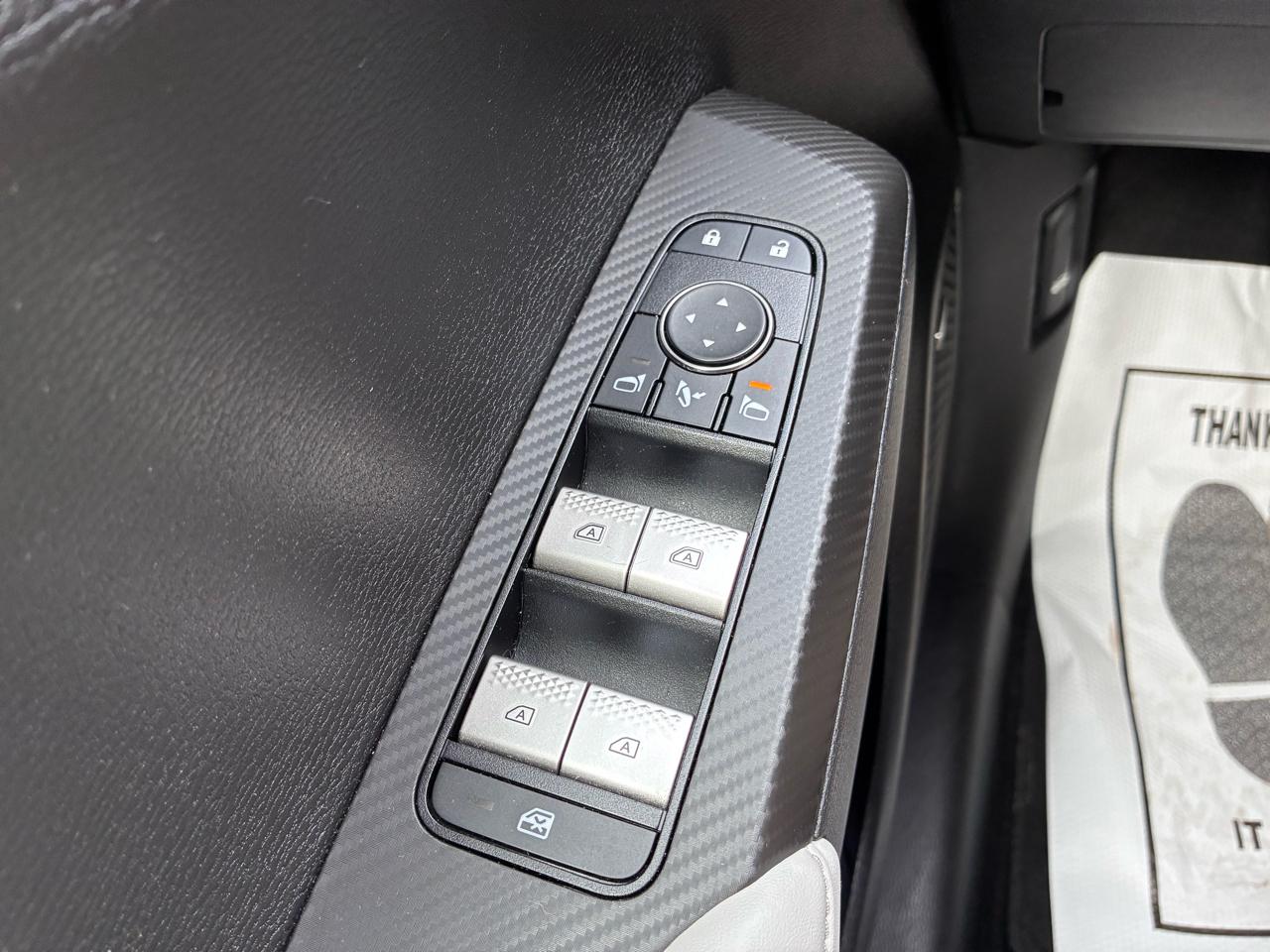 Mitsubishi Outlander SE 4WD 2025
