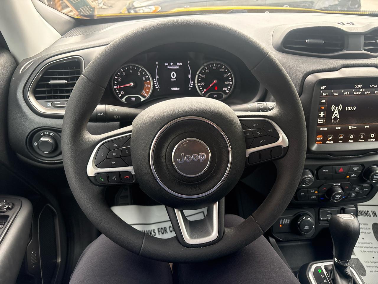 Jeep Renegade Latitude 2023