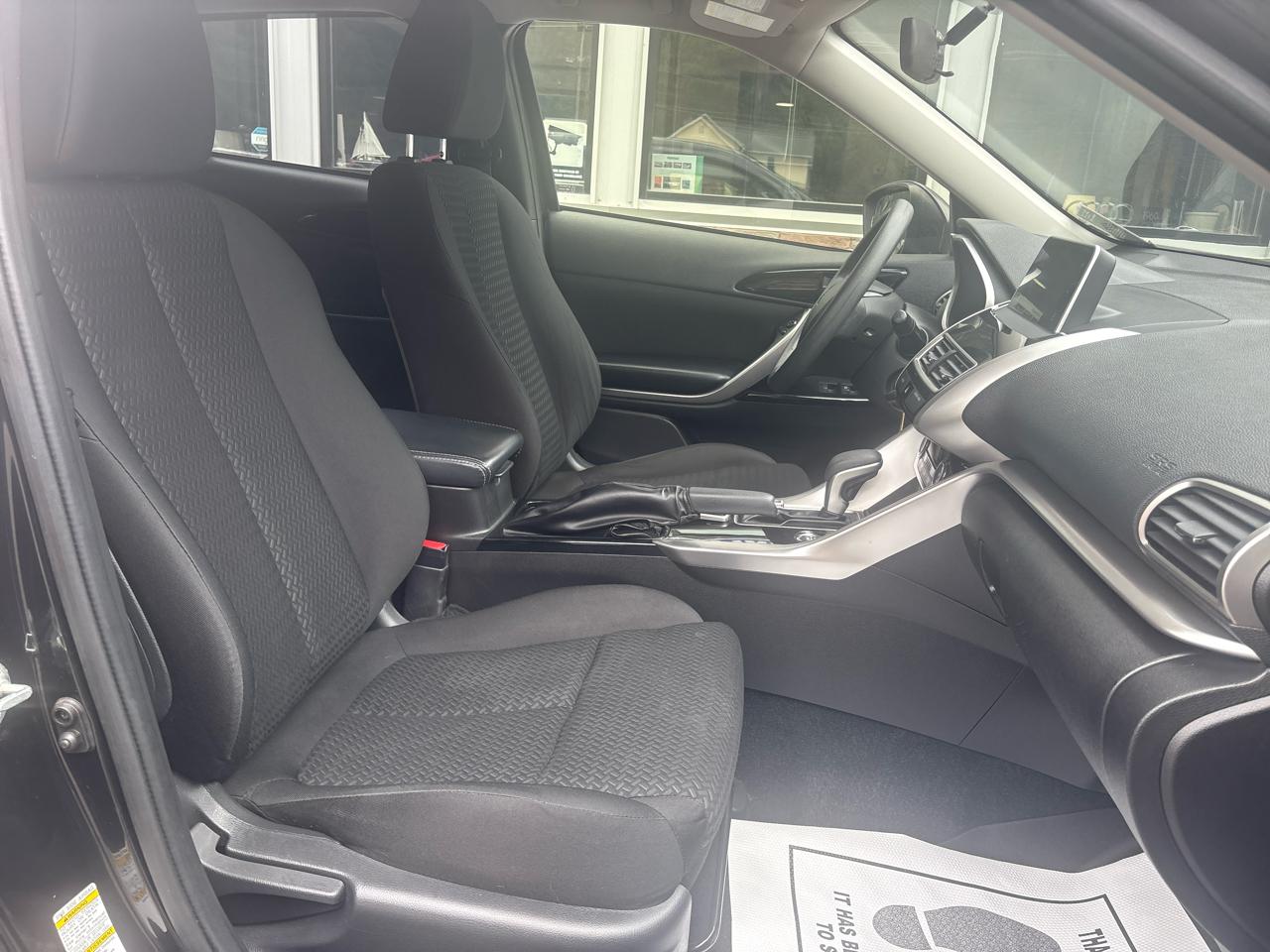 Mitsubishi Eclipse Cross LE AWD 2020
