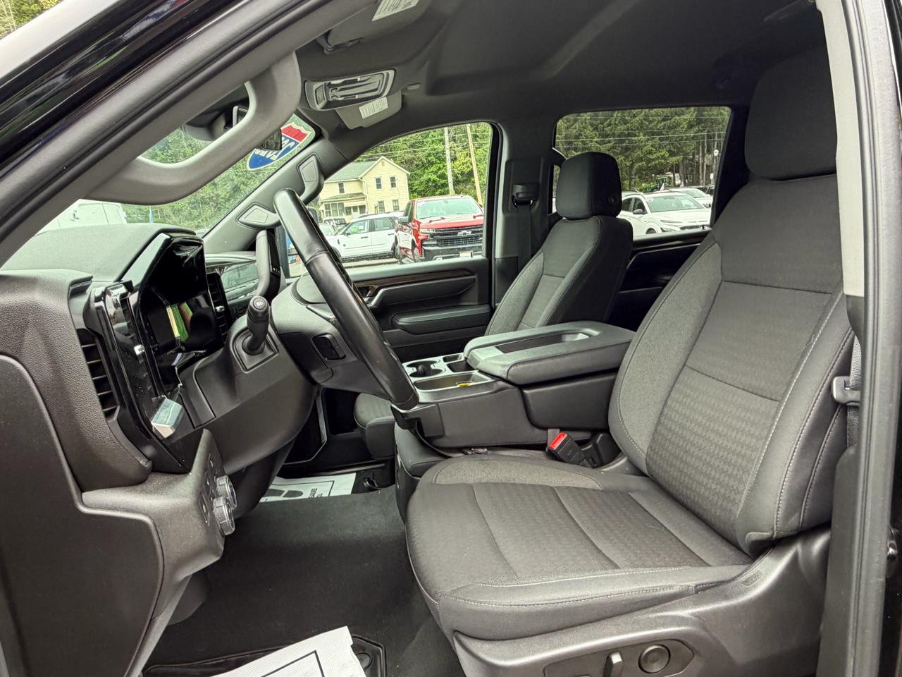 Chevrolet Silverado 2500HD LT Crew Cab Long Box 4WD 2025