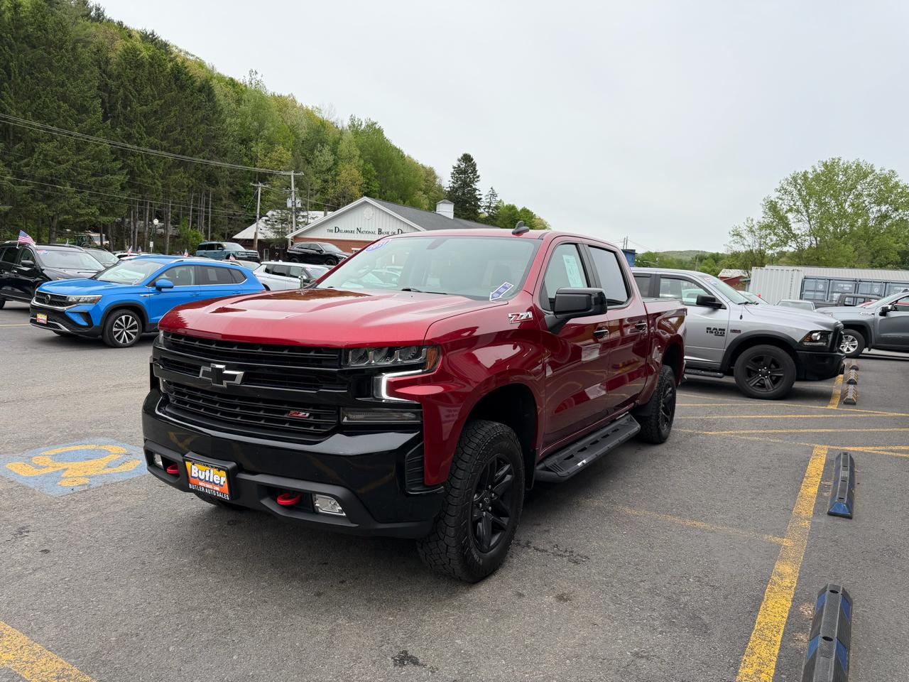 Chevrolet Silverado 1500 LT Trail Boss Crew Cab Long Box 4WD 2021