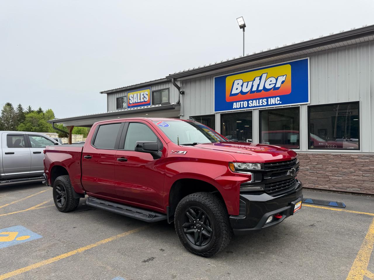 Chevrolet Silverado 1500 LT Trail Boss Crew Cab Long Box 4WD 2021