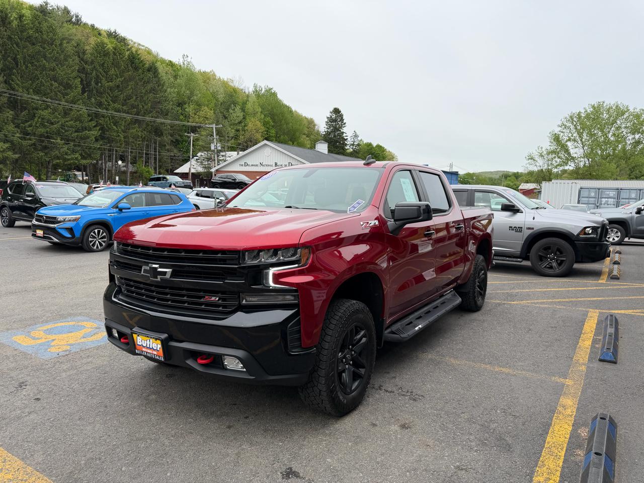 Chevrolet Silverado 1500 LT Trail Boss Crew Cab Long Box 4WD 2021