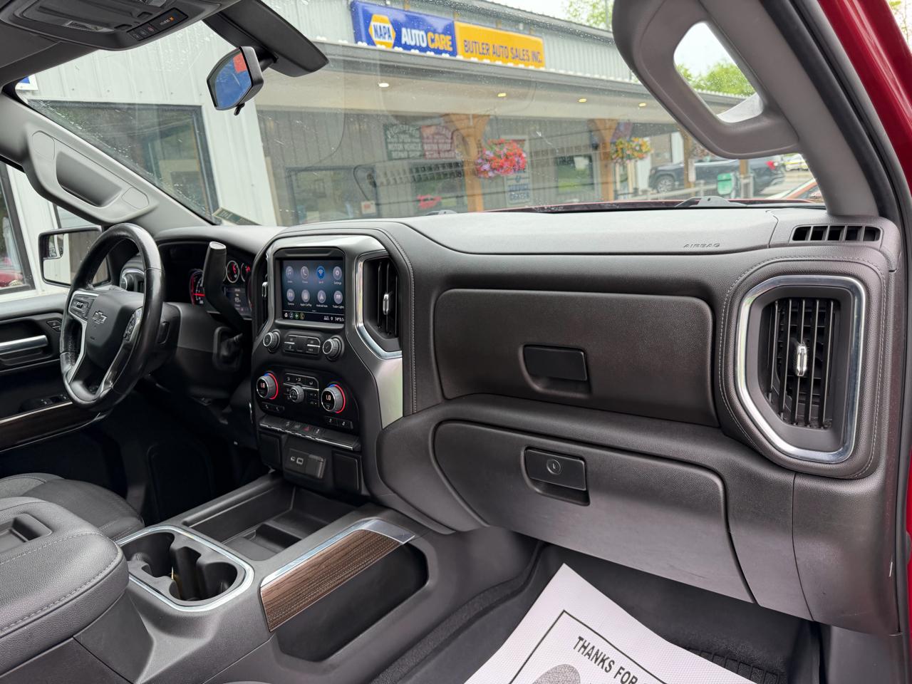 Chevrolet Silverado 1500 LT Trail Boss Crew Cab Long Box 4WD 2021