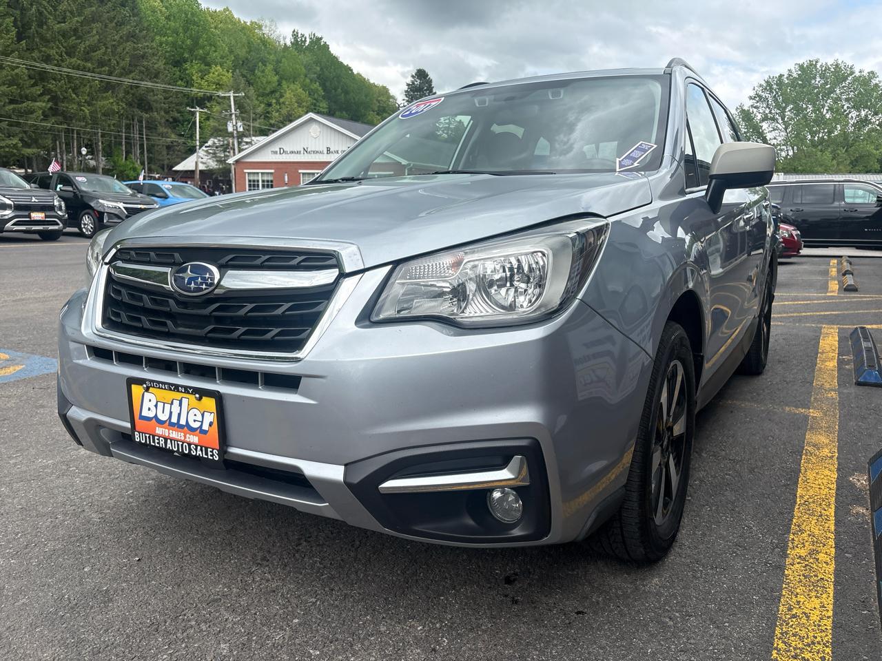 Subaru Forester 2.5i Premium PZEV CVT 2017