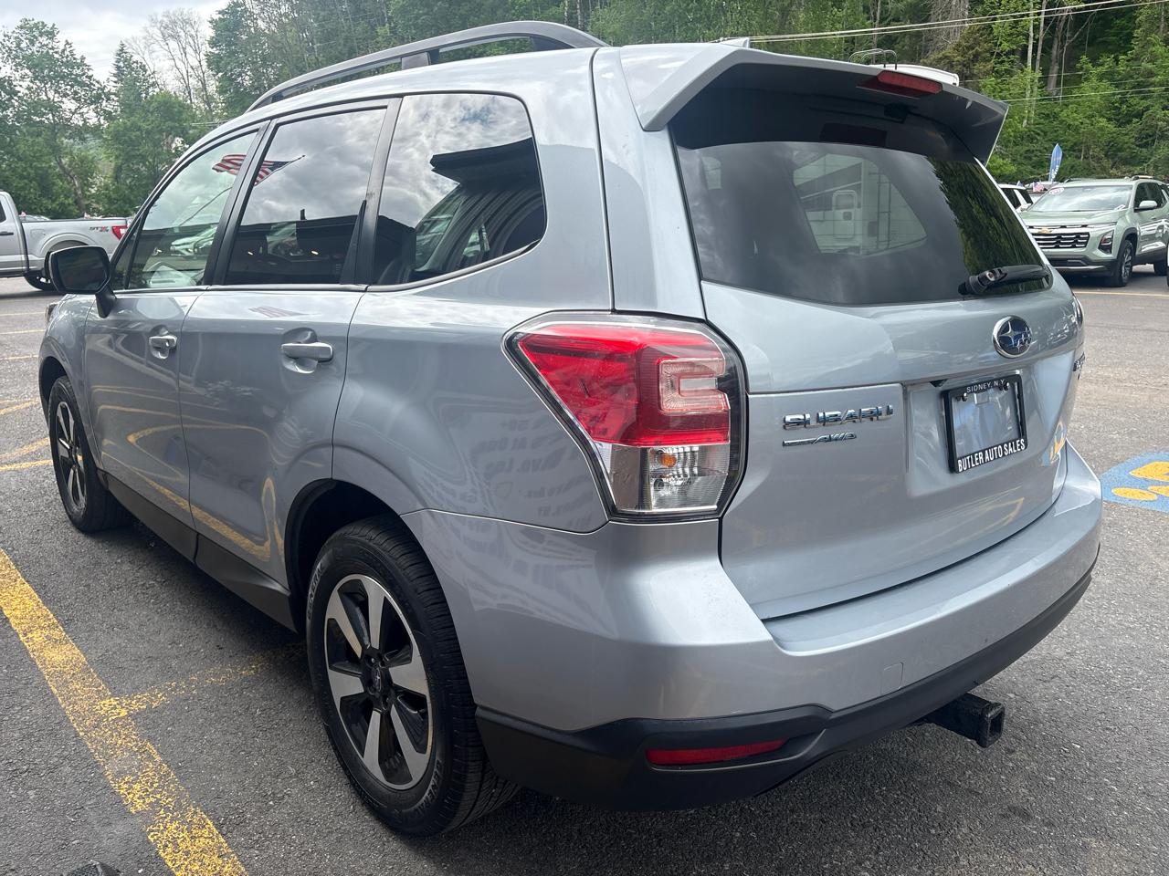 Subaru Forester 2.5i Premium PZEV CVT 2017