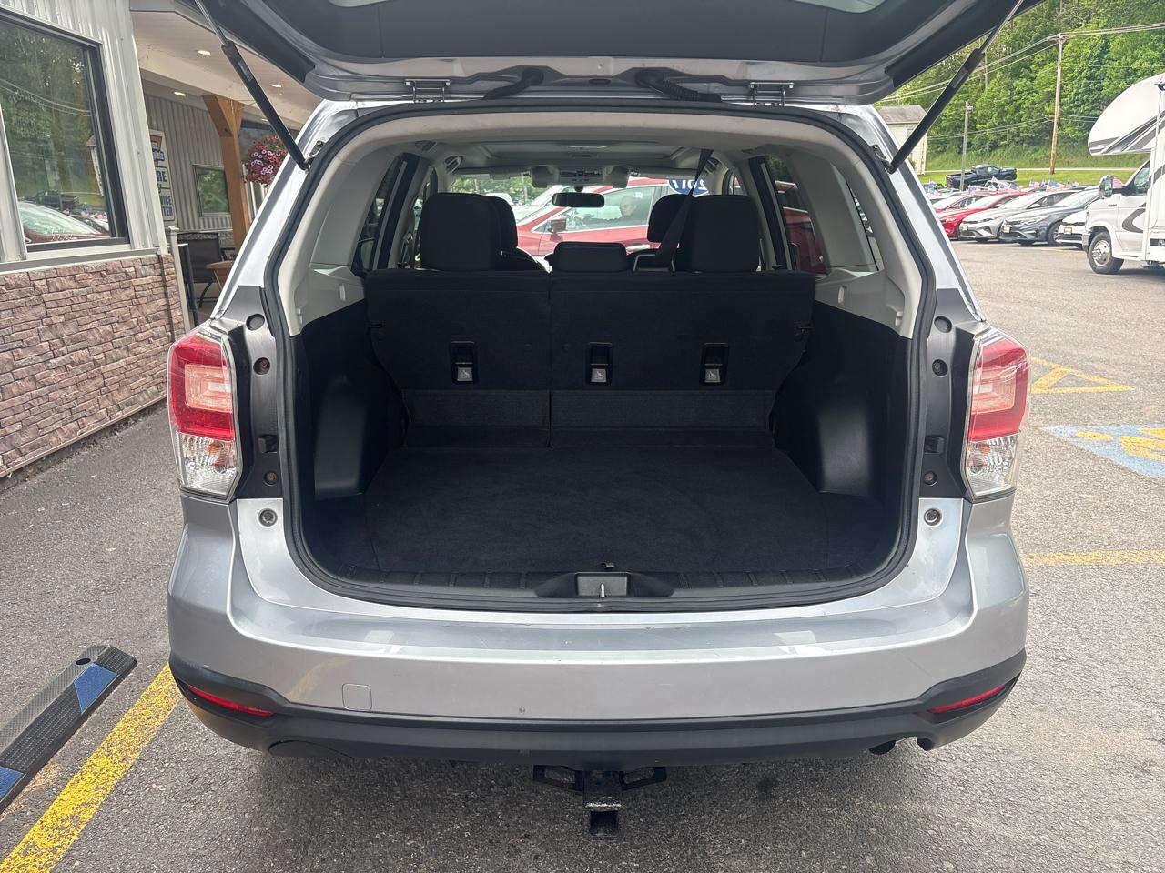 Subaru Forester 2.5i Premium PZEV CVT 2017