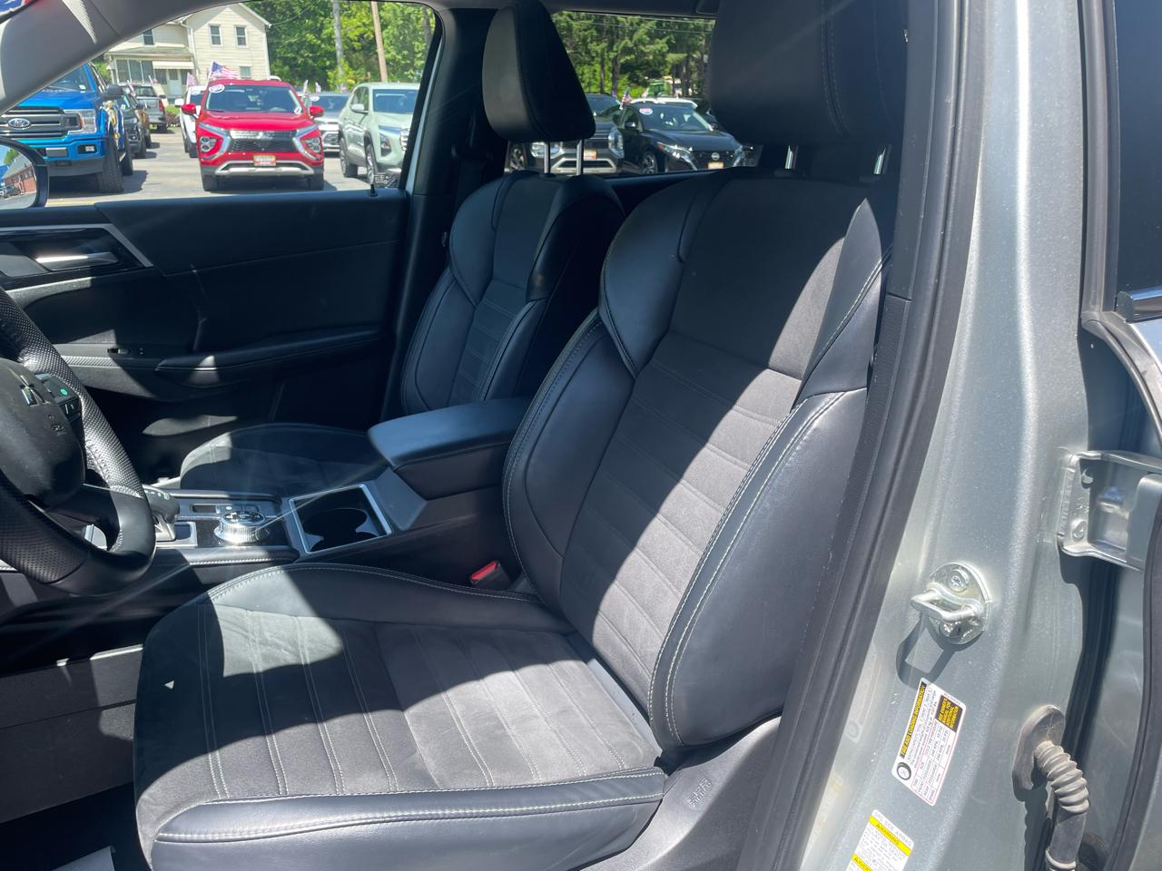 Mitsubishi Outlander SE 4WD 2024