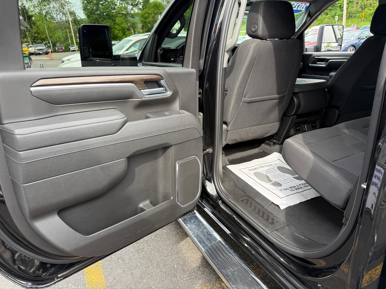 Chevrolet Silverado 2500HD LT Crew Cab Long Box 4WD 2025