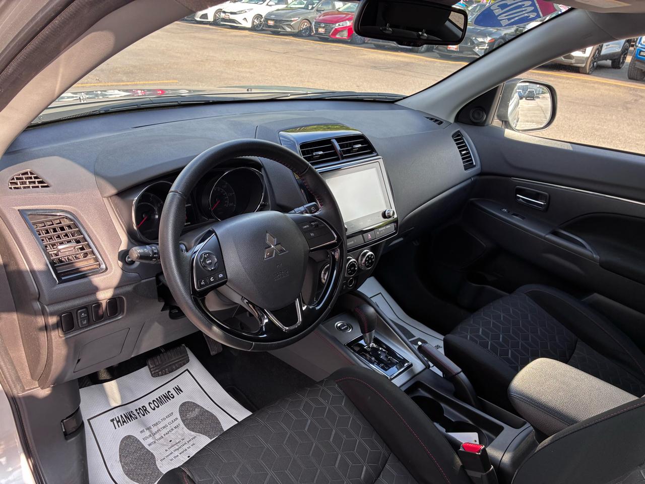 Mitsubishi Outlander Sport 2.0 ES 4WD 2025
