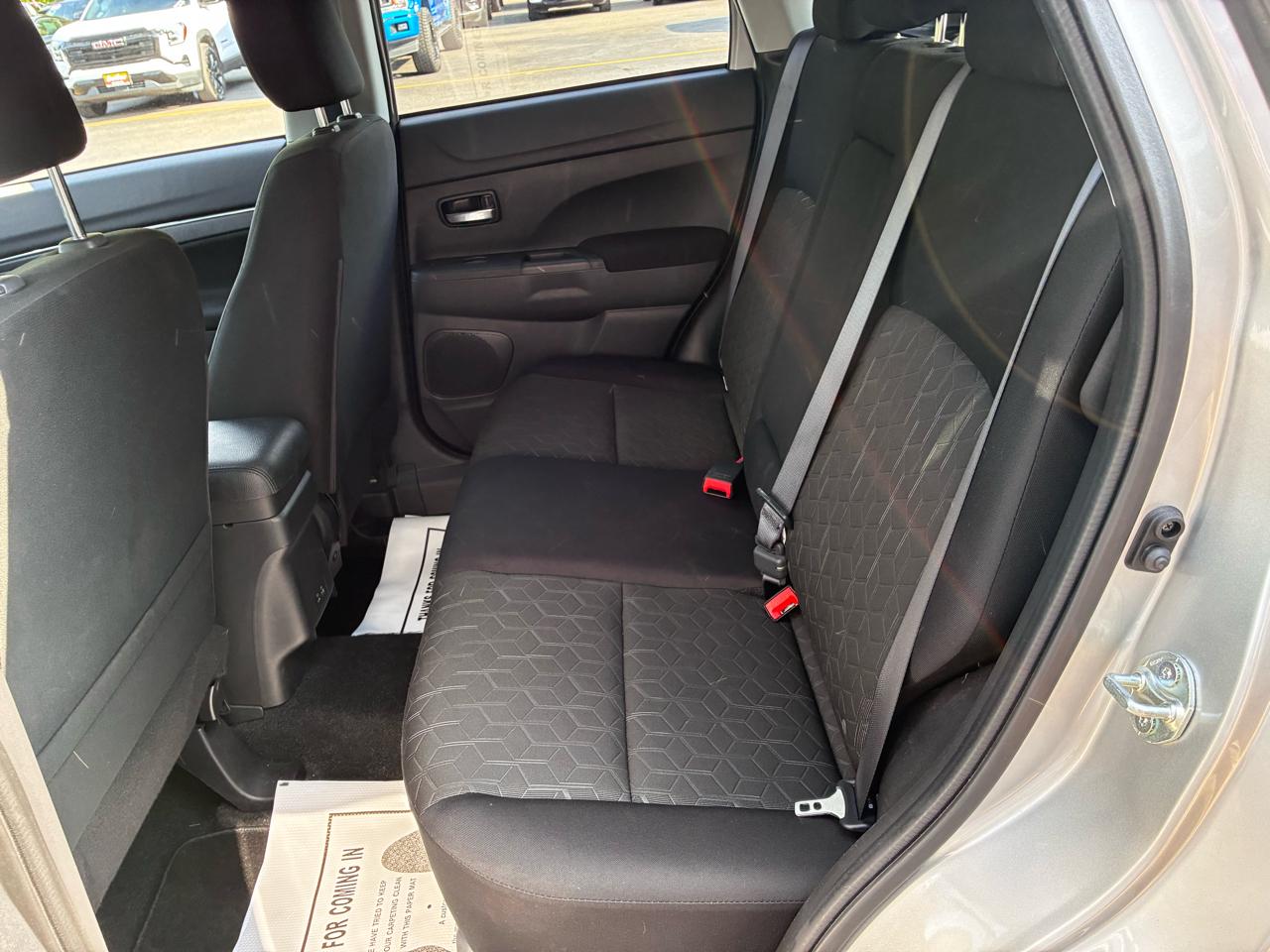 Mitsubishi Outlander Sport 2.0 ES 4WD 2025