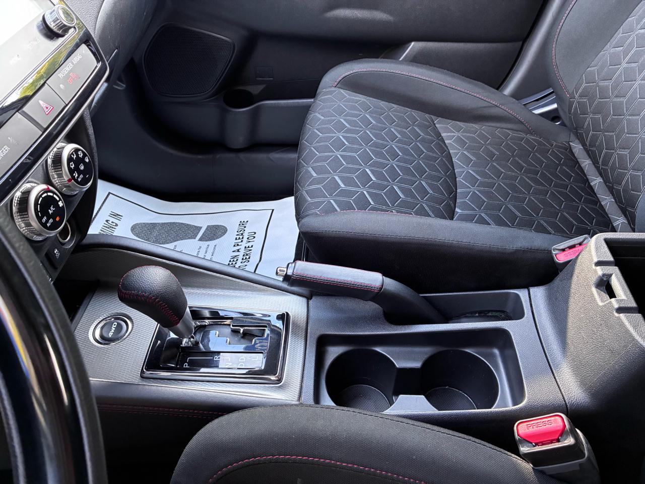Mitsubishi Outlander Sport 2.0 ES 4WD 2025