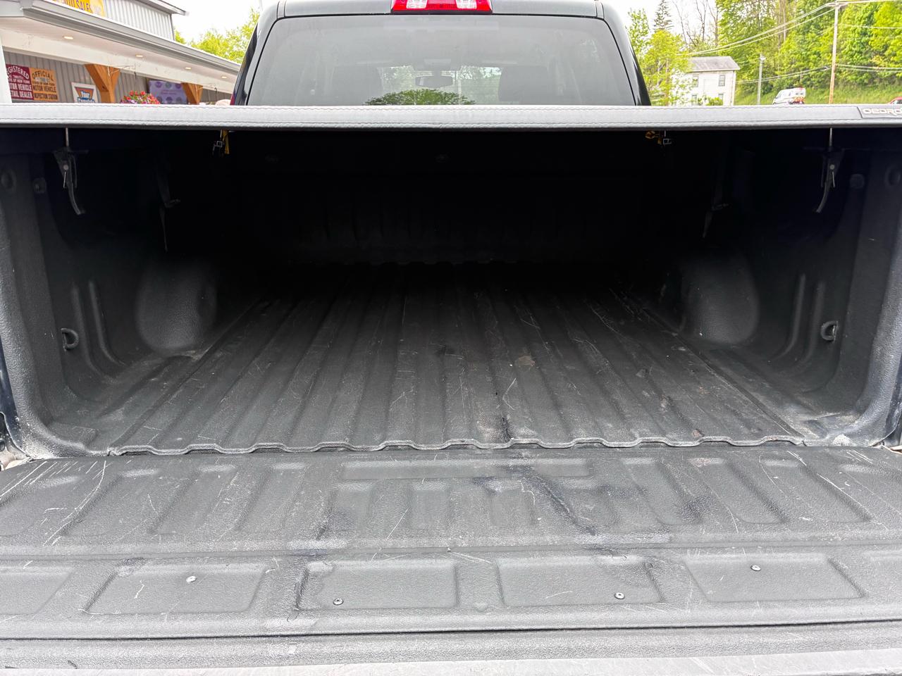 Chevrolet Silverado 1500 LT Crew Cab 4WD 2017