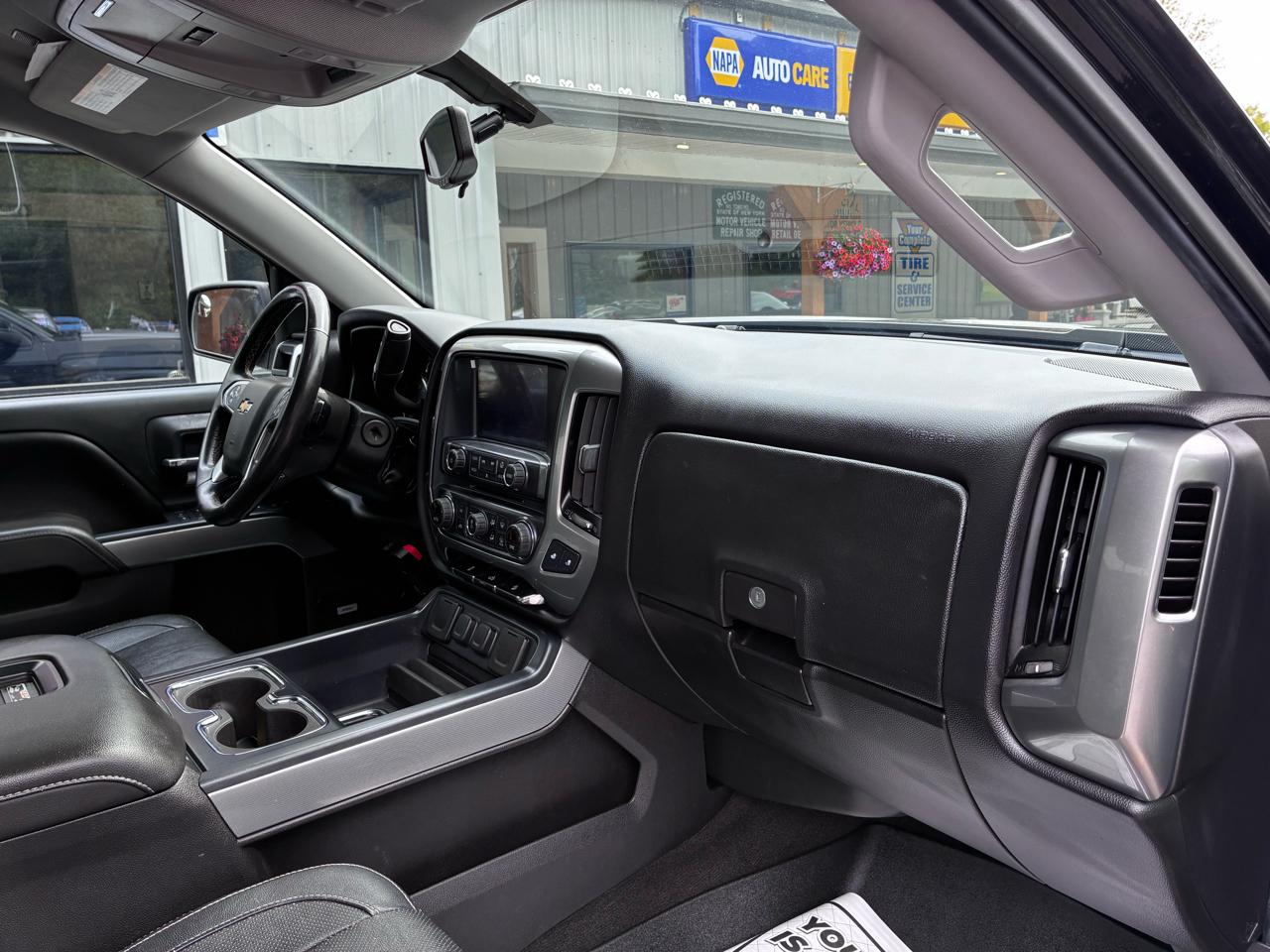 Chevrolet Silverado 1500 LT Crew Cab 4WD 2017