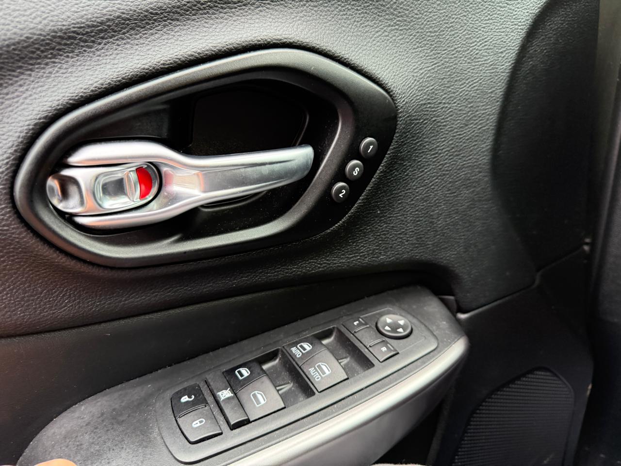 Jeep Cherokee Limited 4WD 2021