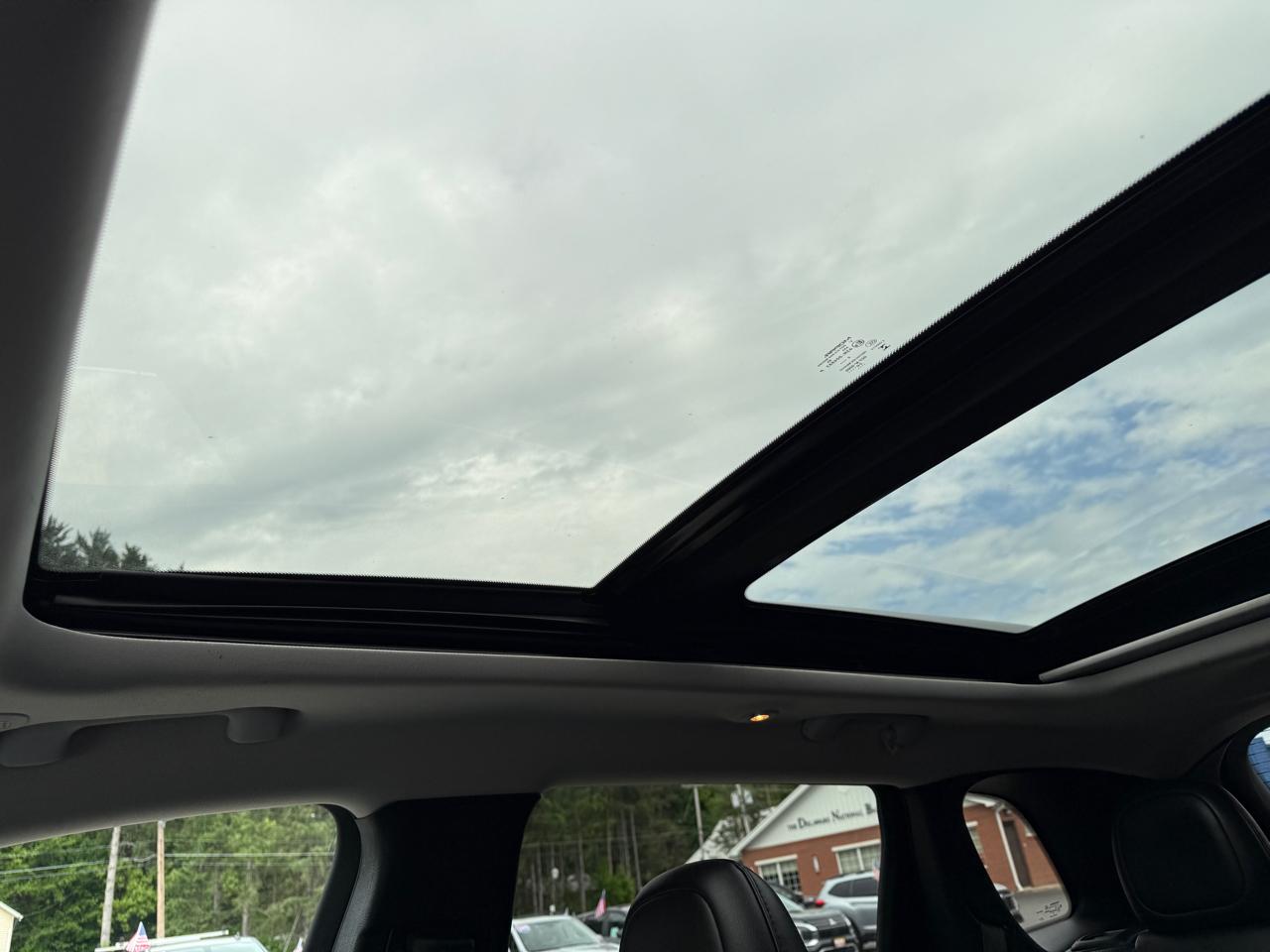 Jeep Cherokee Limited 4WD 2021