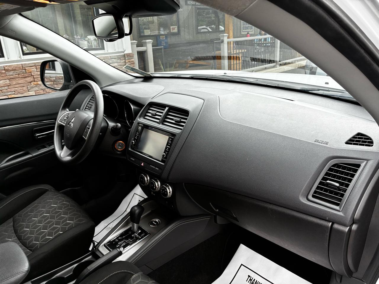 Mitsubishi Outlander Sport 2.0 ES 4WD 2024
