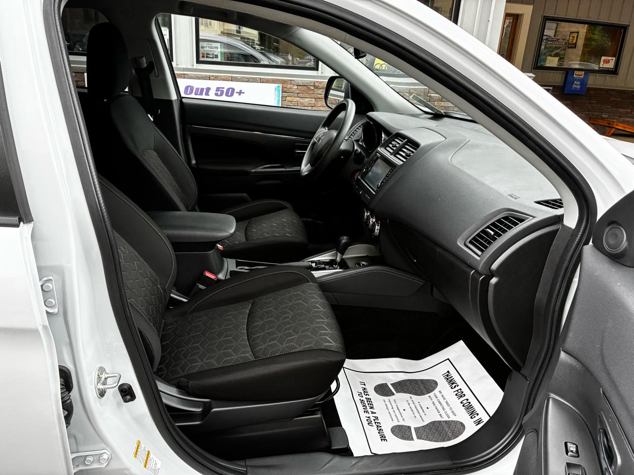 Mitsubishi Outlander Sport 2.0 ES 4WD 2024