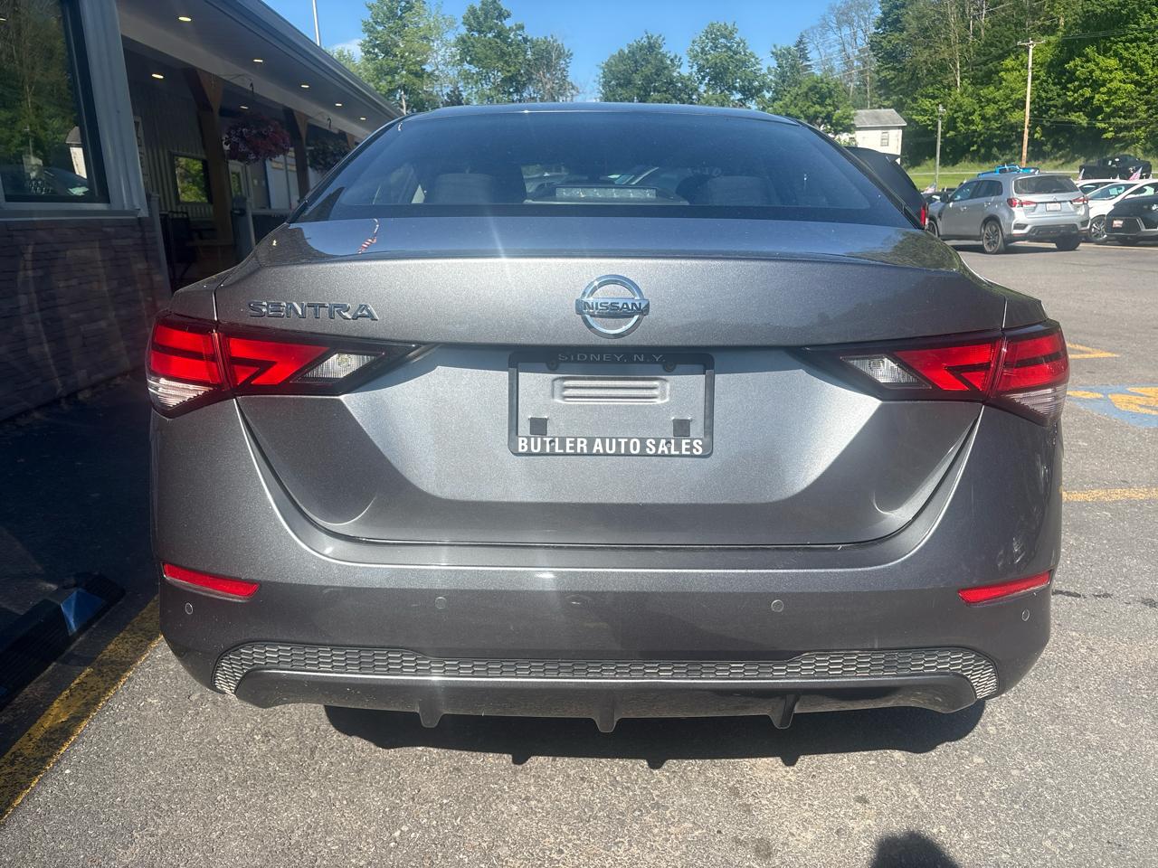 Nissan Sentra S 2022