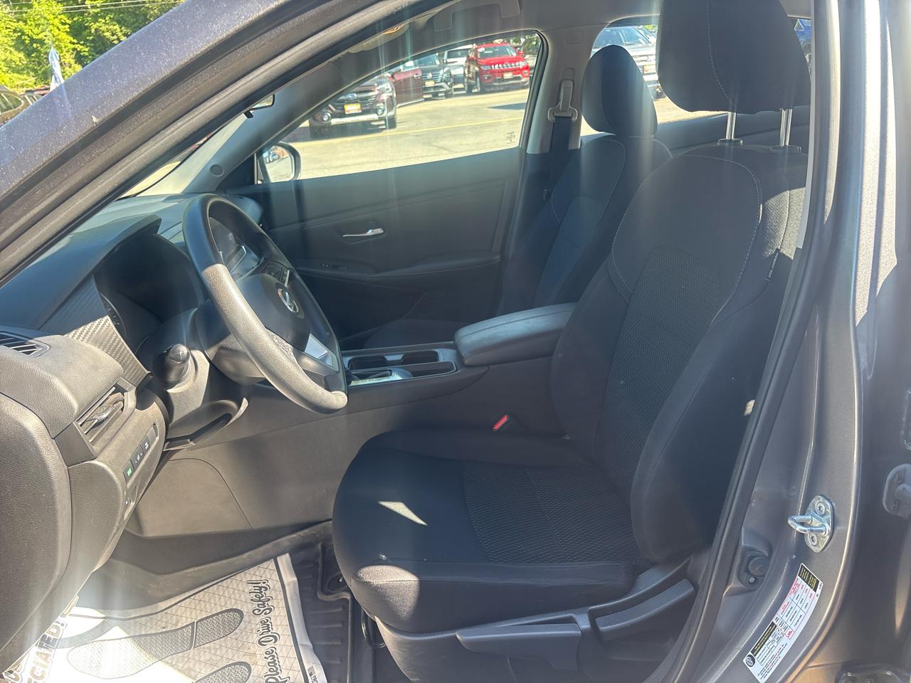 Nissan Sentra S 2022