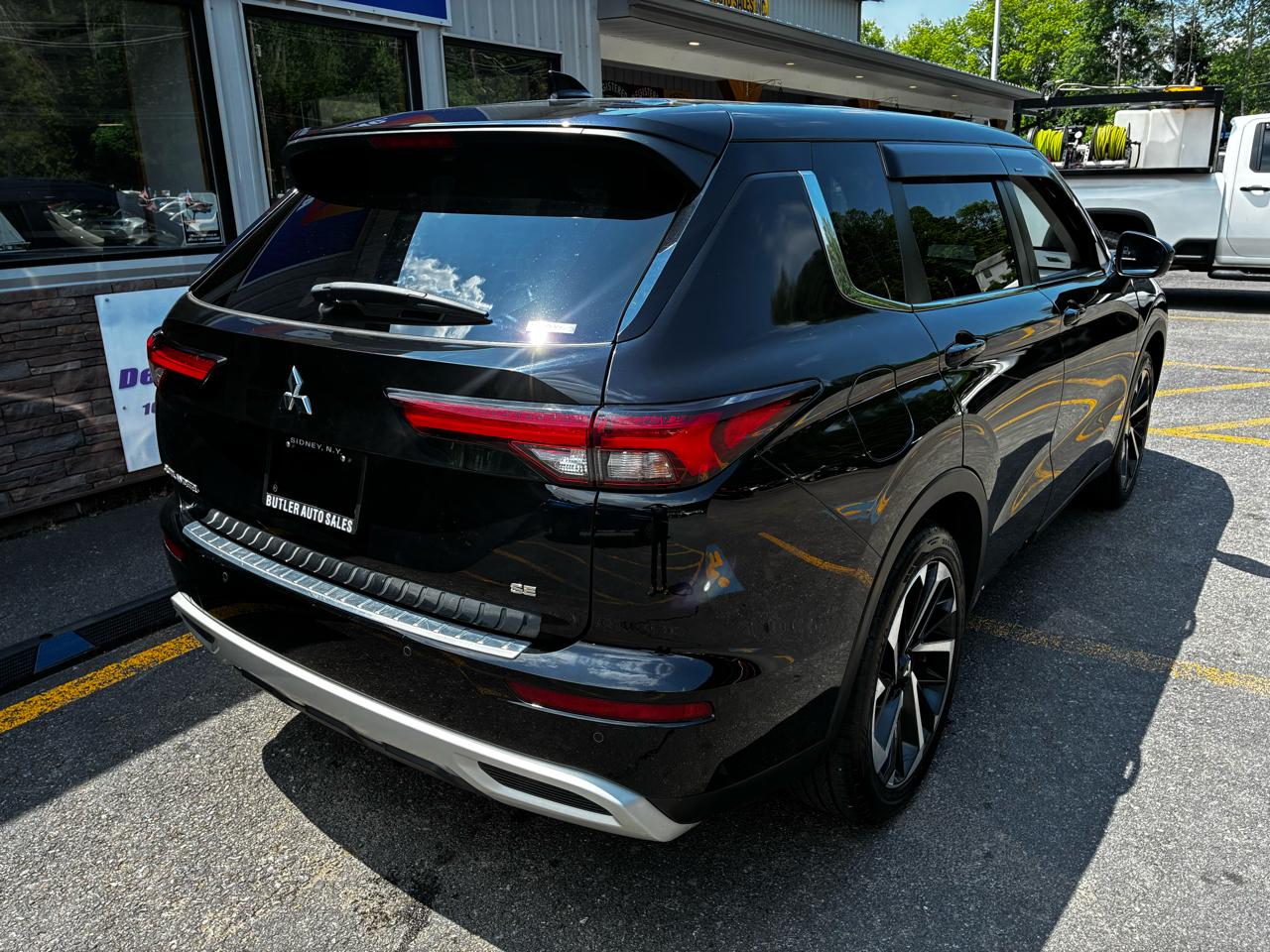 Mitsubishi Outlander SE 4WD 2022