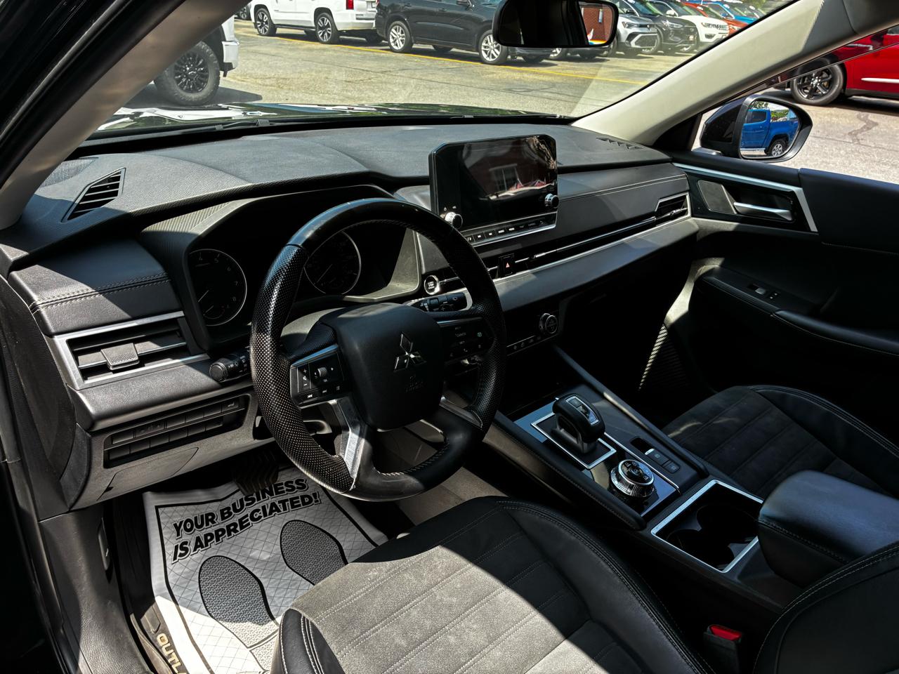 Mitsubishi Outlander SE 4WD 2022