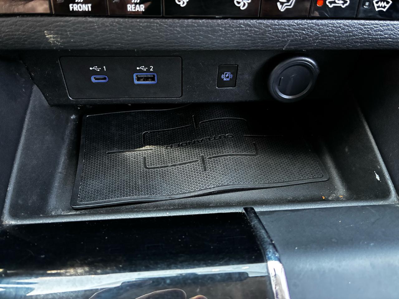 Mitsubishi Outlander SE 4WD 2022