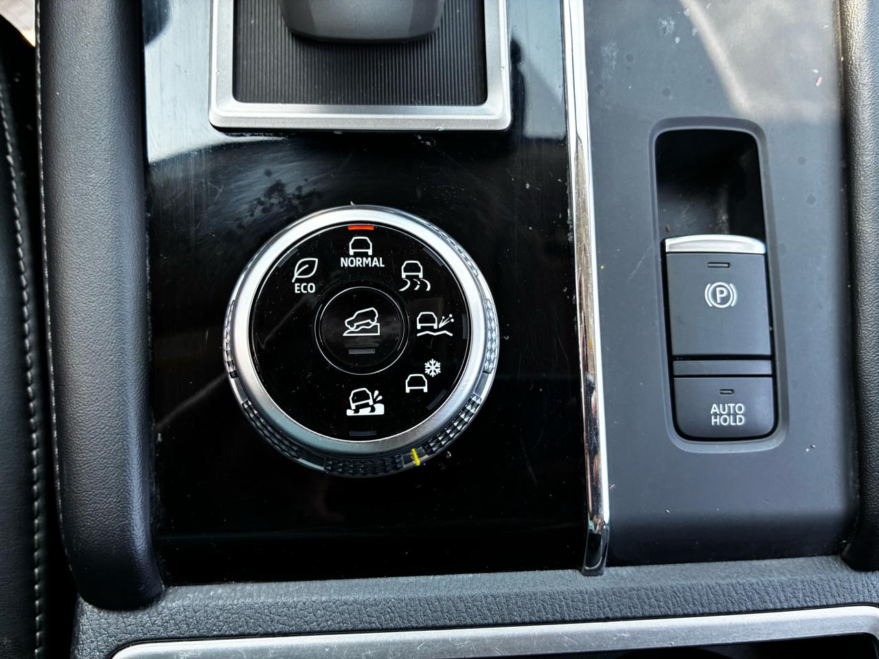 Mitsubishi Outlander SE 4WD 2022