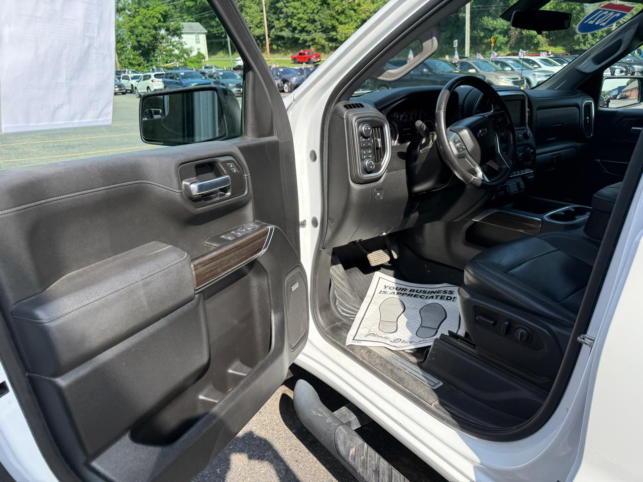 Chevrolet Silverado 1500 LT Trail Boss Crew Cab Long Box 4WD 2021