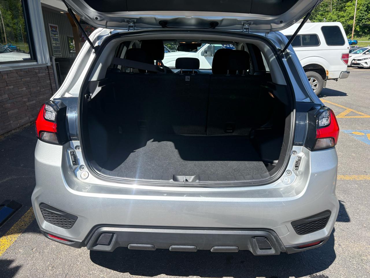 Mitsubishi Outlander Sport 2.0 ES 4WD 2024
