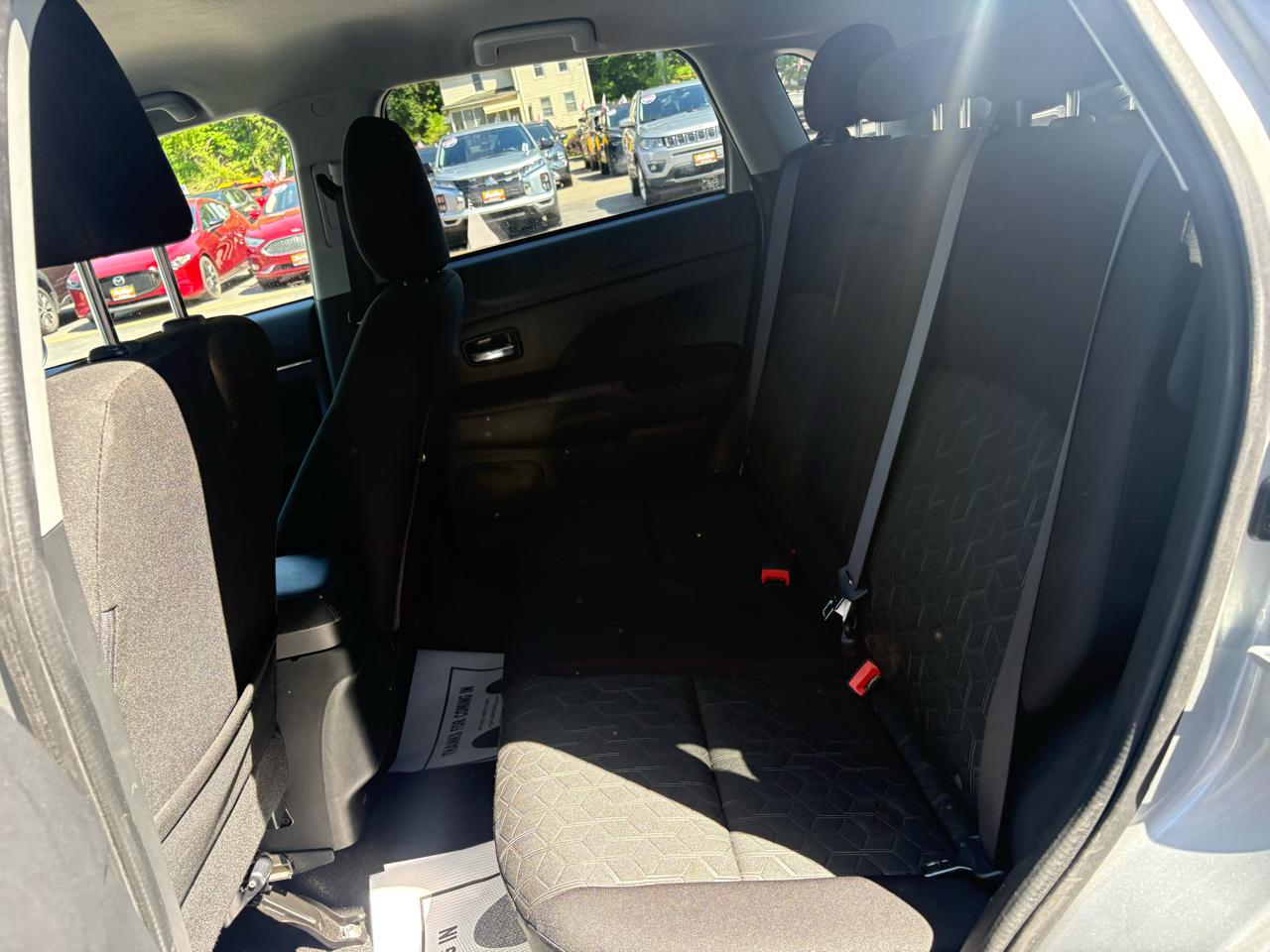 Mitsubishi Outlander Sport 2.0 ES 4WD 2024