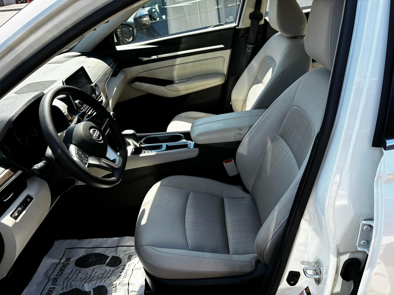 Nissan Altima 2.5 SV 2023
