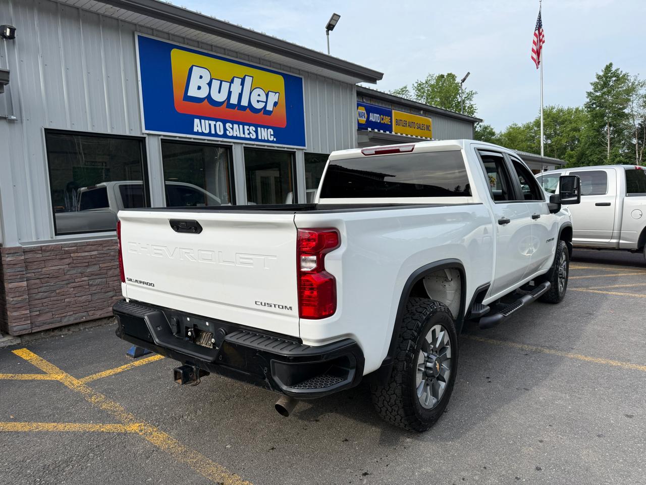Chevrolet Silverado 2500HD Custom Crew Cab Short Box 4WD 2024