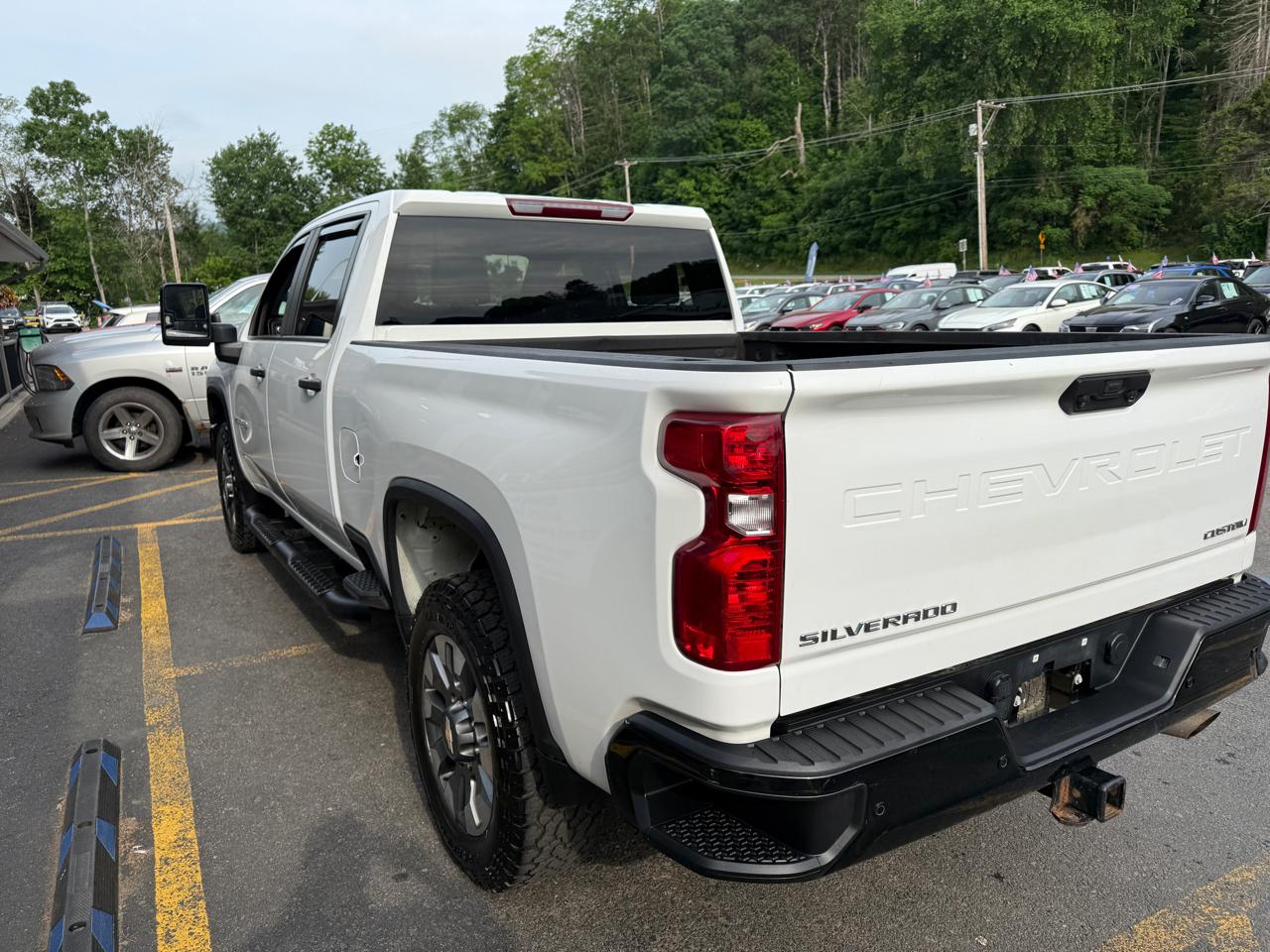 Chevrolet Silverado 2500HD Custom Crew Cab Short Box 4WD 2024