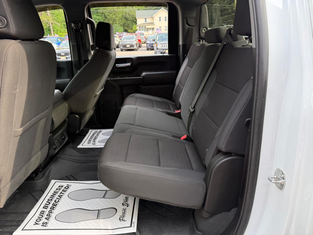 Chevrolet Silverado 2500HD Custom Crew Cab Short Box 4WD 2024
