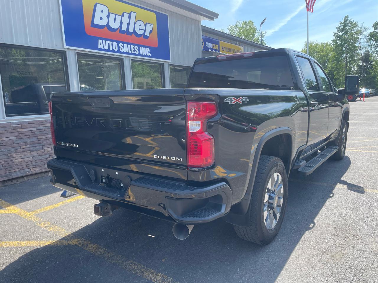 Chevrolet Silverado 2500HD Custom Crew Cab Short Box 4WD 2024