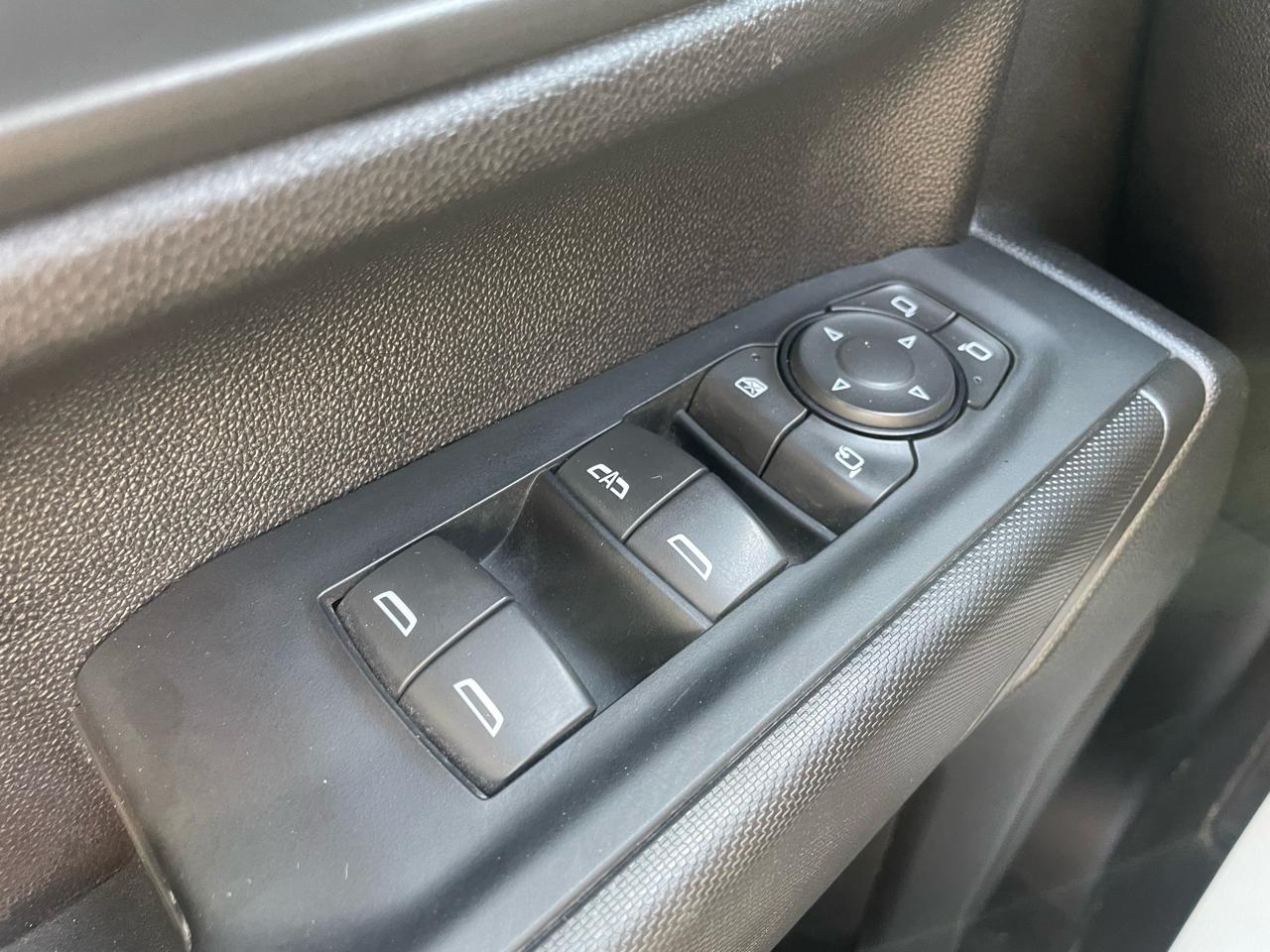 Chevrolet Silverado 2500HD Custom Crew Cab Short Box 4WD 2024