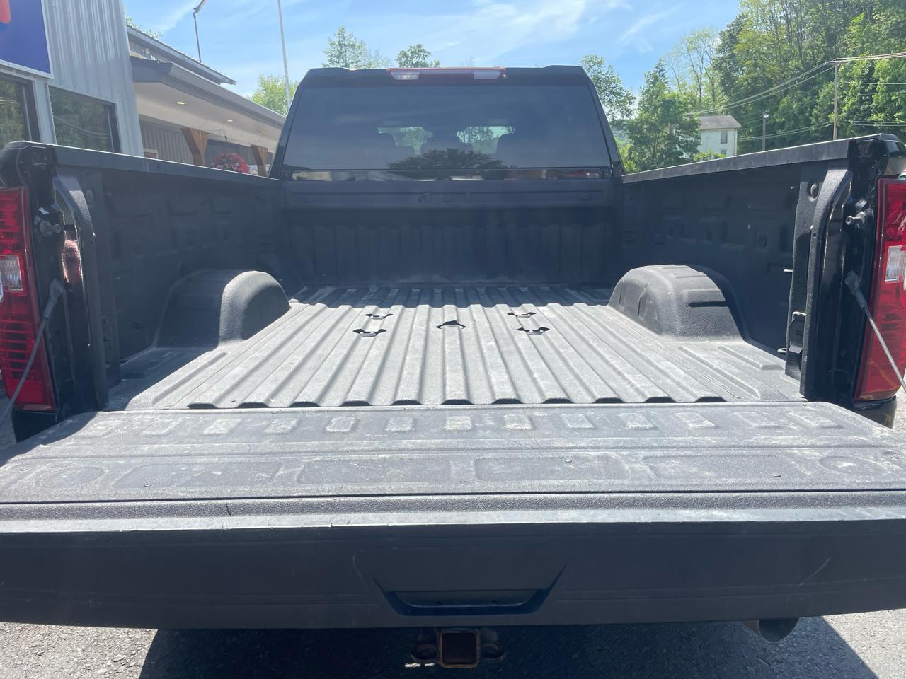 Chevrolet Silverado 2500HD Custom Crew Cab Short Box 4WD 2024