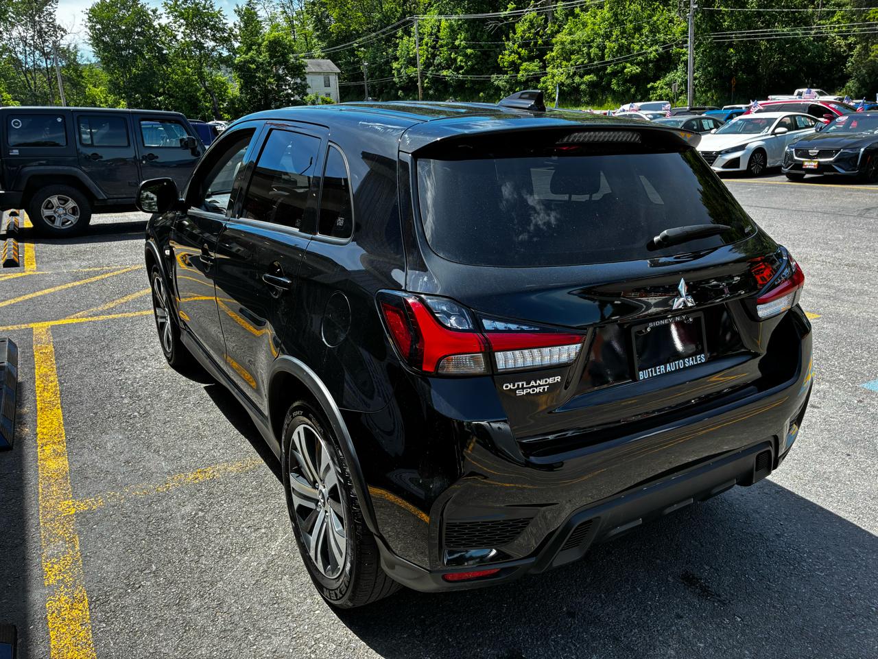 Mitsubishi Outlander Sport 2.0 ES 4WD 2024