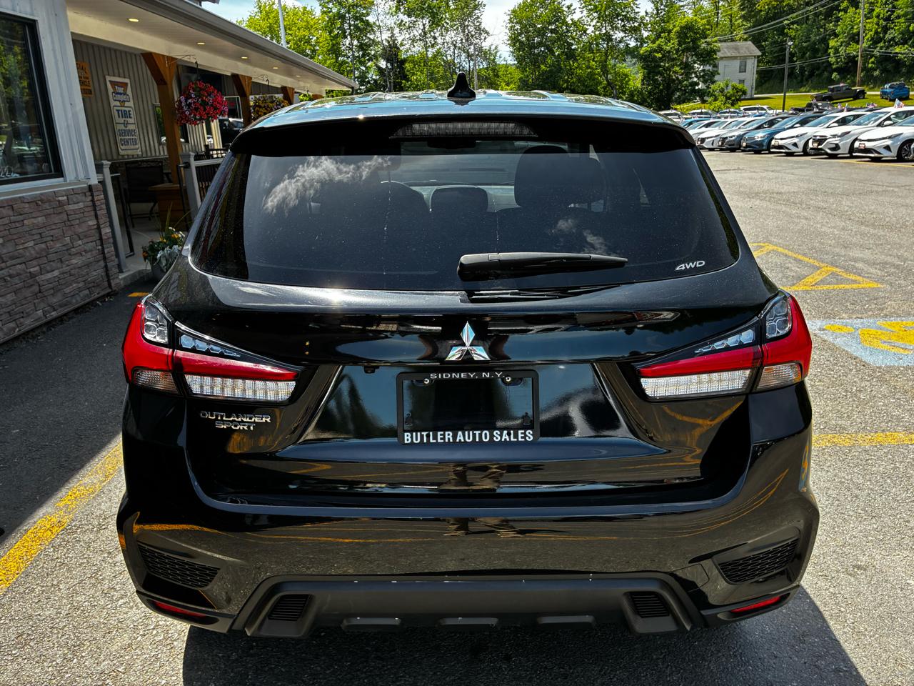 Mitsubishi Outlander Sport 2.0 ES 4WD 2024